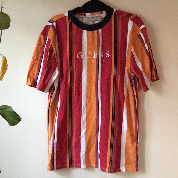 Guess Tops - Guess Sayer Tee